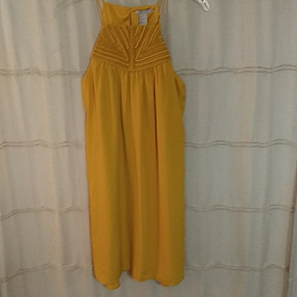 Dress - Picture 2 of 3